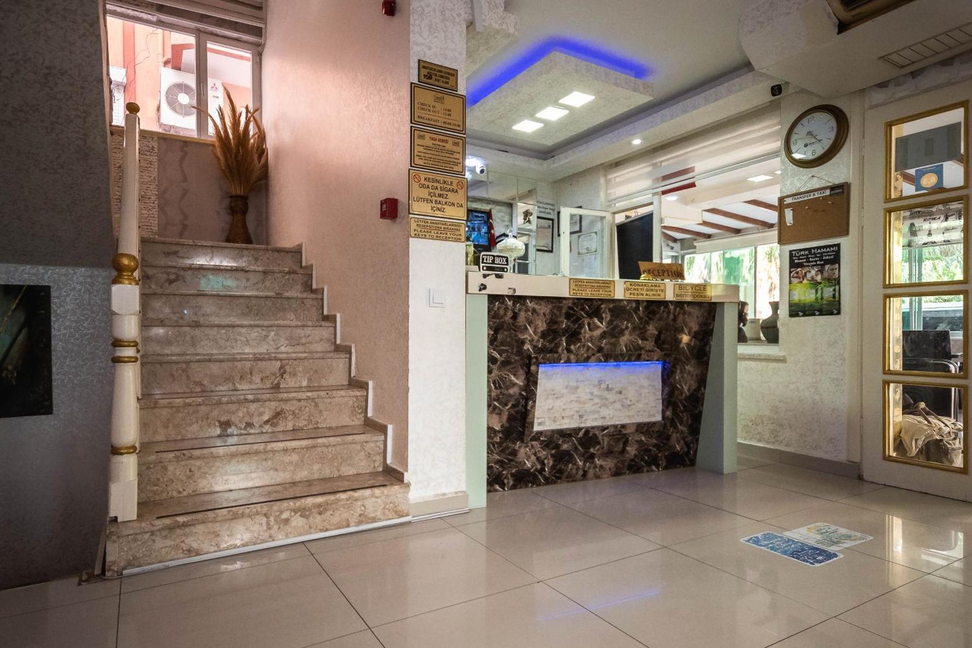 Behram Hotel Antalya Bagian luar foto